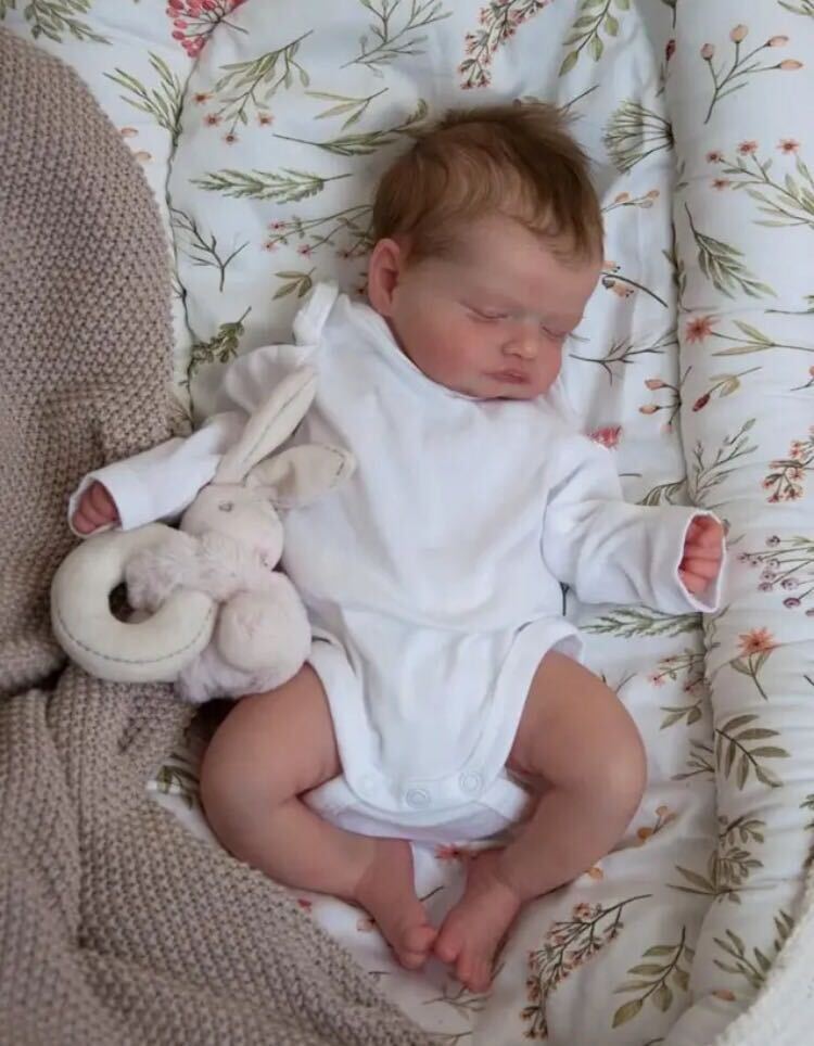 赤ちゃん人形　リボーンドール　18インチ　large 46cm 本物赤ちゃん　可愛い新生児　服　小物セット_画像3