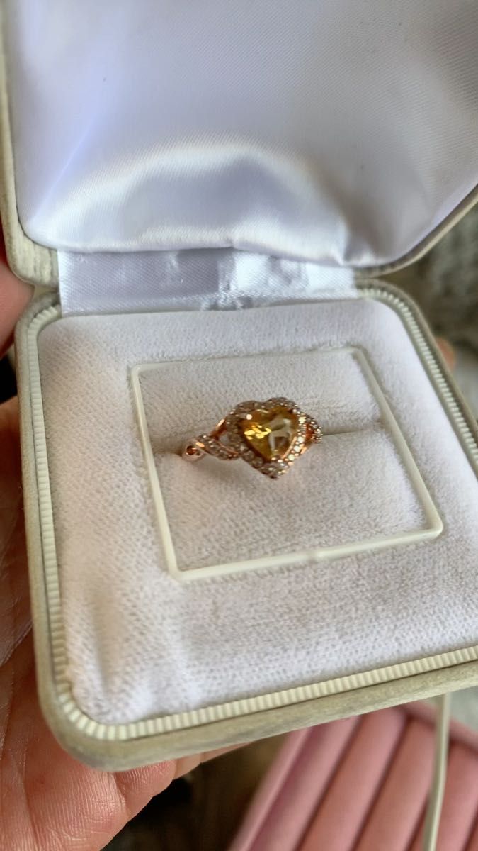 月末まで16000円！3.00ct 天然ゴールデンシトリンリング　