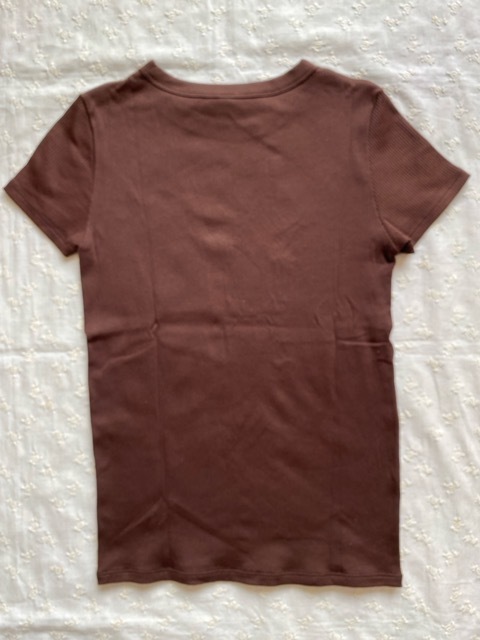 UNIQLO ユニクロ『スーピマコットンクルーネックT』ブラウンM 新品同様 半袖リブTシャツ_画像3
