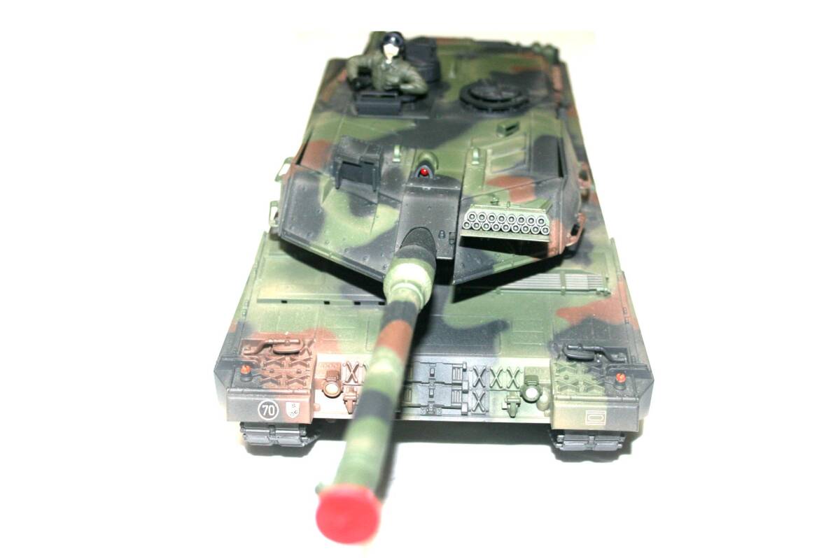 格安出品 東京マルイ製 ドイツ連邦軍戦車 ＬＥＯＰＡＲＤ２ Ａ6 美品 _画像4