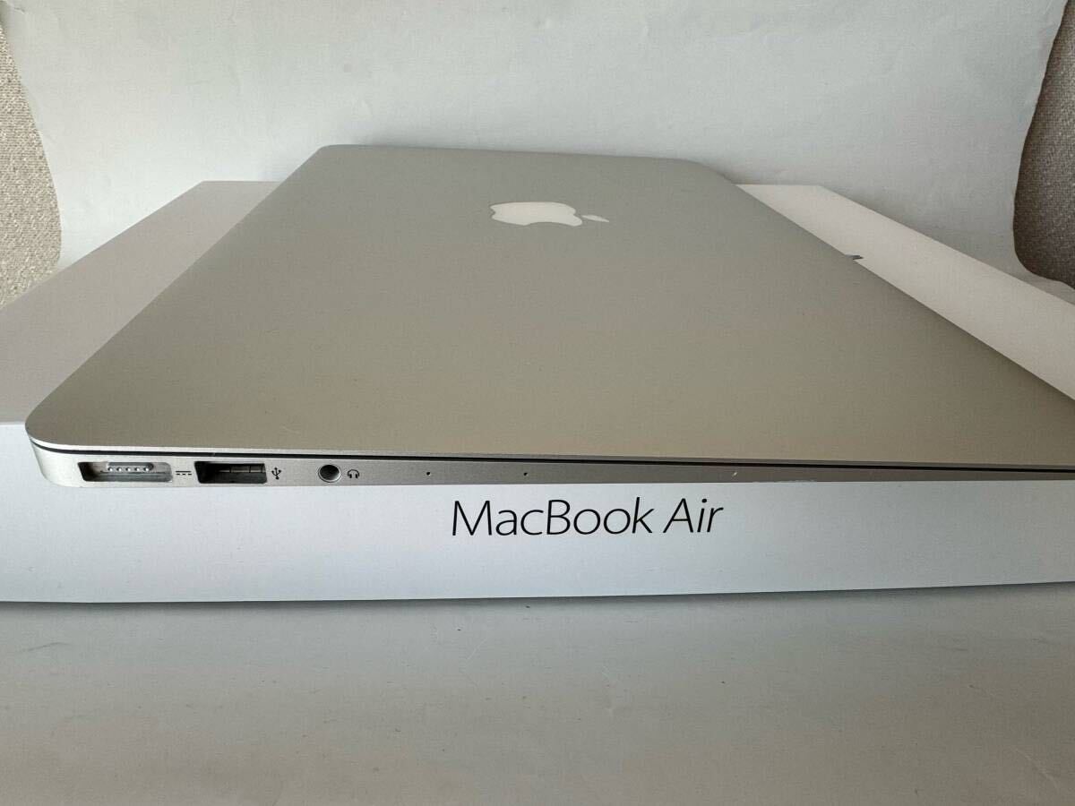 Apple MacBook Air A1466 2017モデル Corei5 メモリ8GB SSD128GB 13.3インチ 　USB SuperDrive_画像3