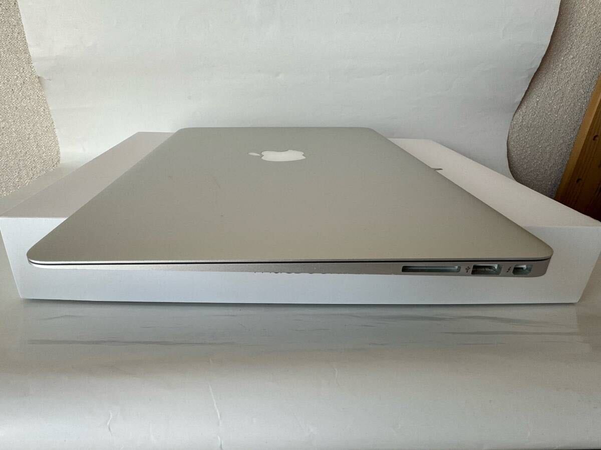 Apple MacBook Air A1466 2017モデル Corei5 メモリ8GB SSD128GB 13.3インチ 　USB SuperDrive_画像4