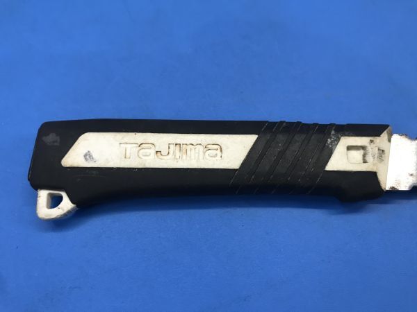 1【 タジマ / Tajima 】タタックナイフ ケース付き 電工ナイフ【 DK-TN80 】ハンドツール 工具 刃物 現場作業 大工道具 60の画像8