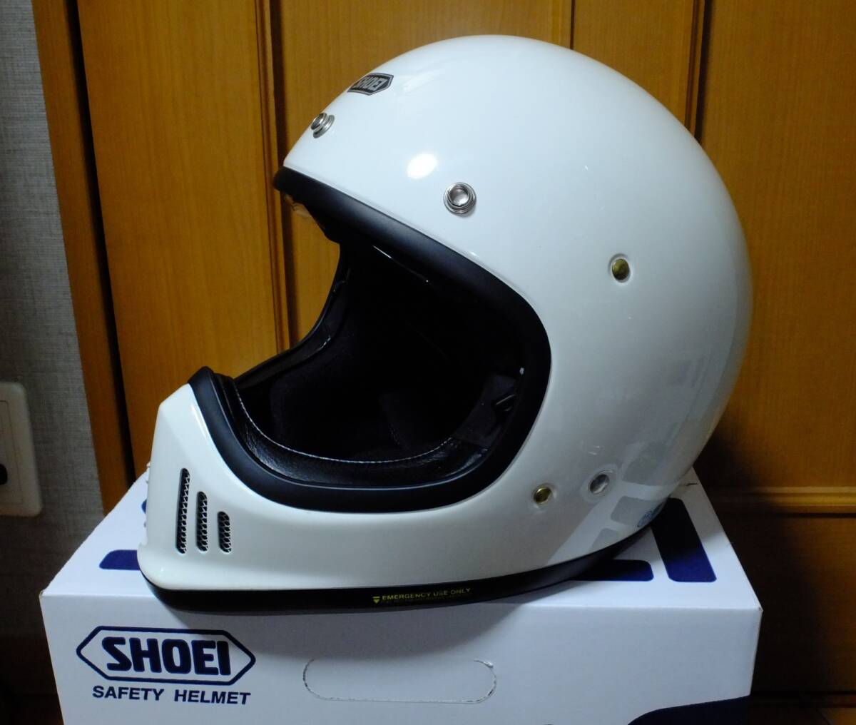 SHOEI EX-ZERO オフホワイト Mサイズ 2019製造　内装新品_画像1