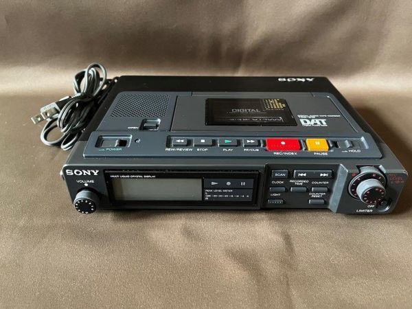 SONY TCD-D10 TAPE-CORDER DATレコーダー デジタルデンスケ ソニー_画像1