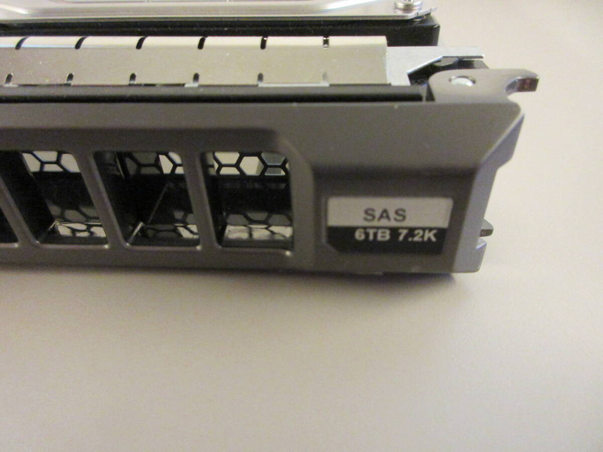 DELL 6TB SAS 12Gbps マウンタ付き　MG04SCA60EE 03PRF0_画像3