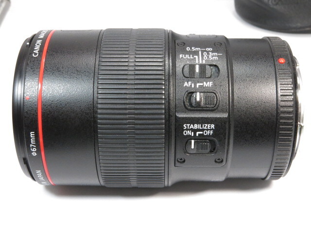 【 美品 】Canon EF100mm F2.8 L Macro IS USM レンズ/ET-73純正フード/LP1219レンズポーチ/元箱付き キヤノン [管CN2846]の画像5