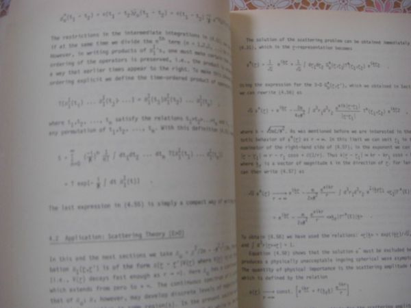 物理洋書 Green's functions in quantum physics 量子物理学におけるグリーン関数 E.N. Economou A62