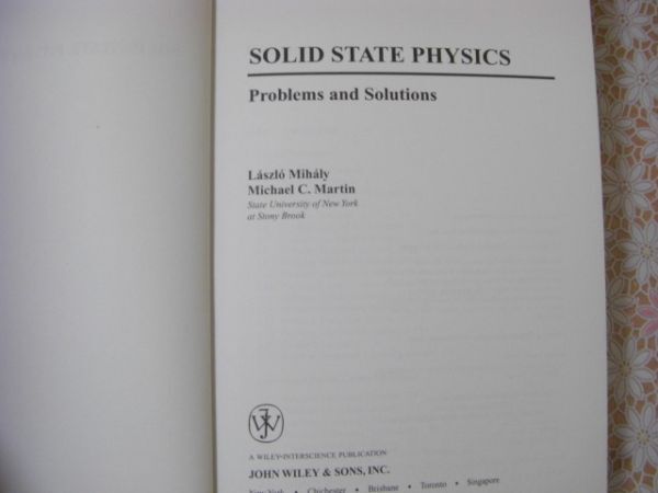  physics foreign book 7 pcs. solid state physics individual physics Space groups for solid state,Computational methods in solid state physics A53