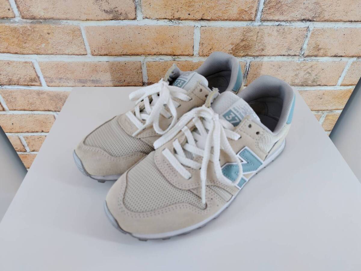 【USED】New Balance　ニューバランスのレディーススニーカー_画像1