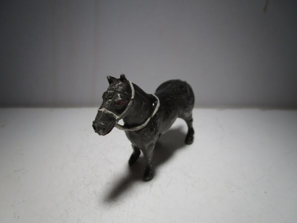 1930～40年代 ヴィンテージ 英国製 馬(乗馬馬)のオブジェ (lead製) ミニチュア玩具/古玩具/ジオラマ玩具の画像3