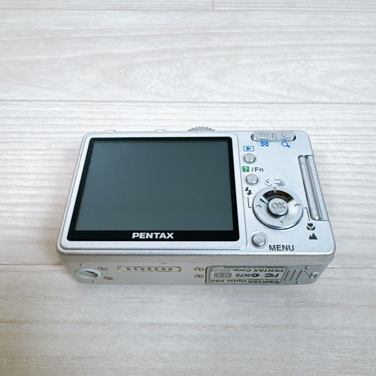 PENTAX optio s60 コンデジ　単三電池　 デジカメ