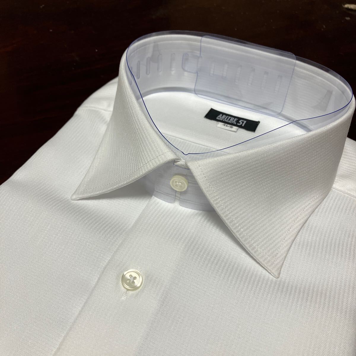 ABITRE51☆白織柄　形態安定ワイシャツ　L(41-85)　セミワイド 角切りカフス_画像1