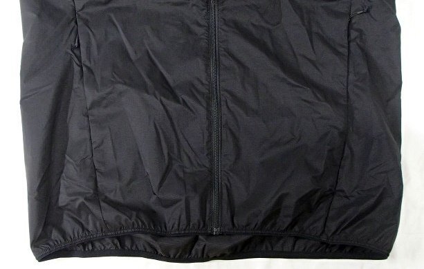 未使用 ノースフェイス THE NORTH FACE スワローテイルベントフーディ NP22280 ブラック Lサイズ 防風 撥水 送料370円_画像7