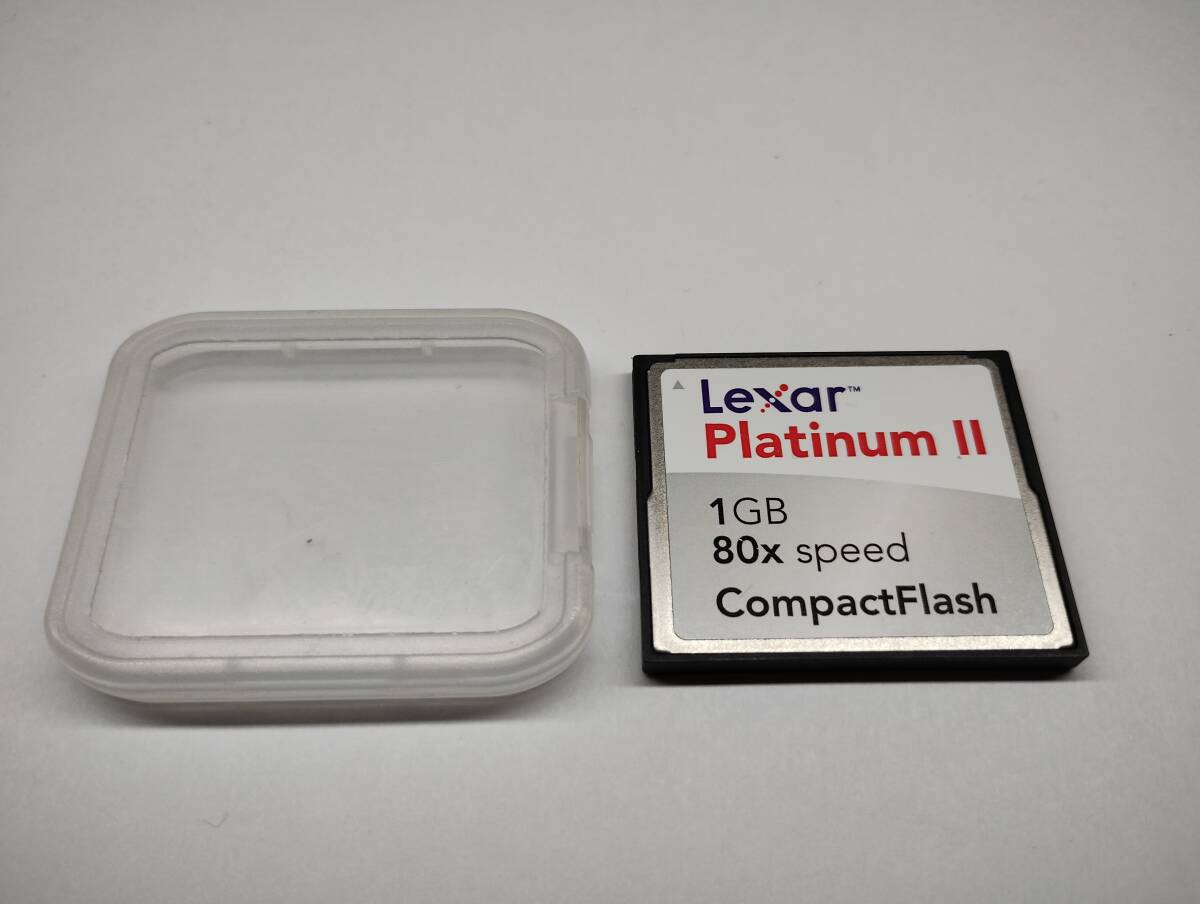 ケース付き　1GB　Lexar platinum2　CFカード　フォーマット済み　メモリーカード　コンパクトフラッシュカード_画像1