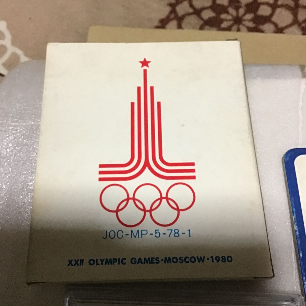 1,980年モスクワ　オリンピック公式記念メダル／1984年ロサンゼルス　オリンピック公式メダル(非売品　見本)