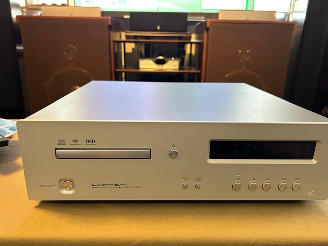 極美品！ CD SACDプレーヤー LUXMAN ラックスマン D-05U 2017年製 使用頻度少の画像1