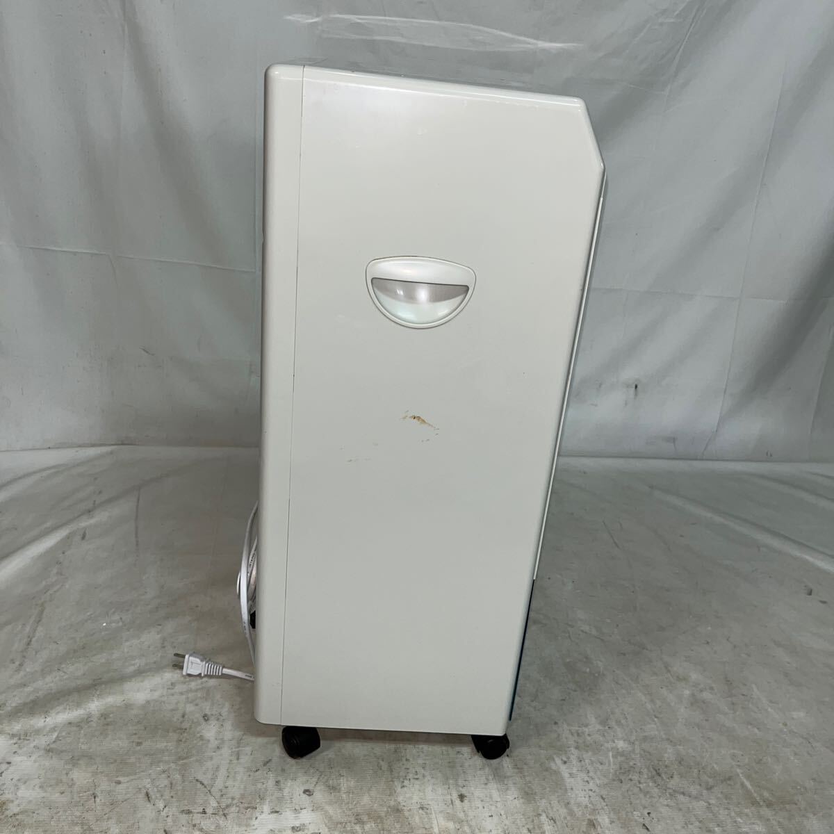 [ junk ] cold air fan slim type TCW-010.2015 year made,( stock ) thousand .