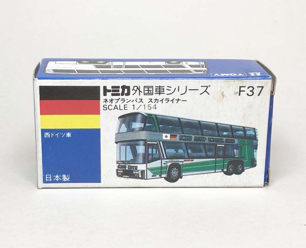 ロンドンバス(多層階バス) (099) 日本製 F-37 ネオプスカイライナーバス ”TOMY TOYS ALL OVER THE WORLD”の画像1