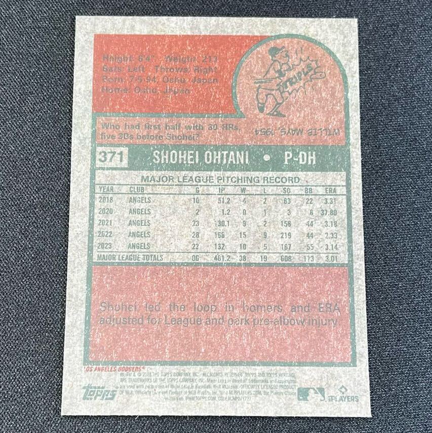 最新 2024 Topps Heritage 大谷翔平 No.371 パープルリフラクターパラレルカード Purple Refractor プリントサイン ヘリテイジ ドジャース_画像3