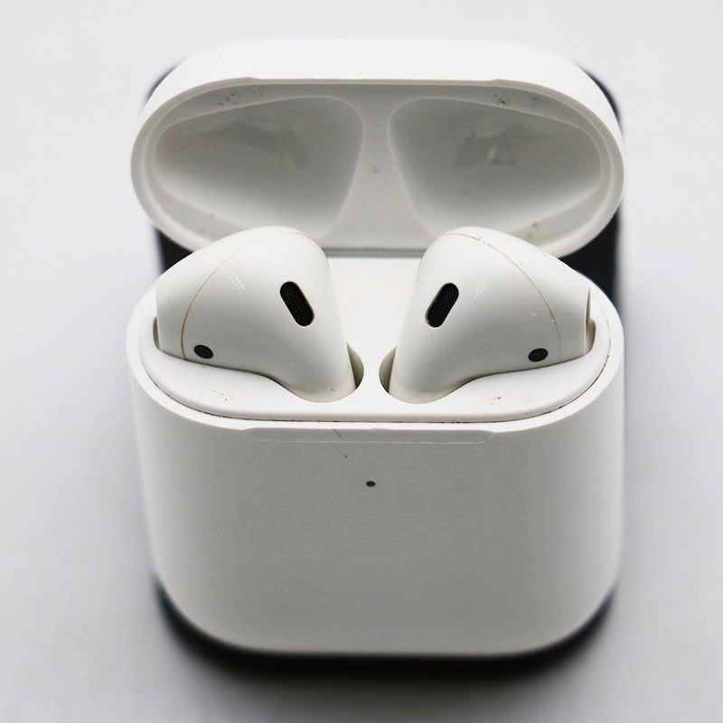 Apple AirPods 第 2 世代 A2031 エアーポッズ2 中古並品の画像1