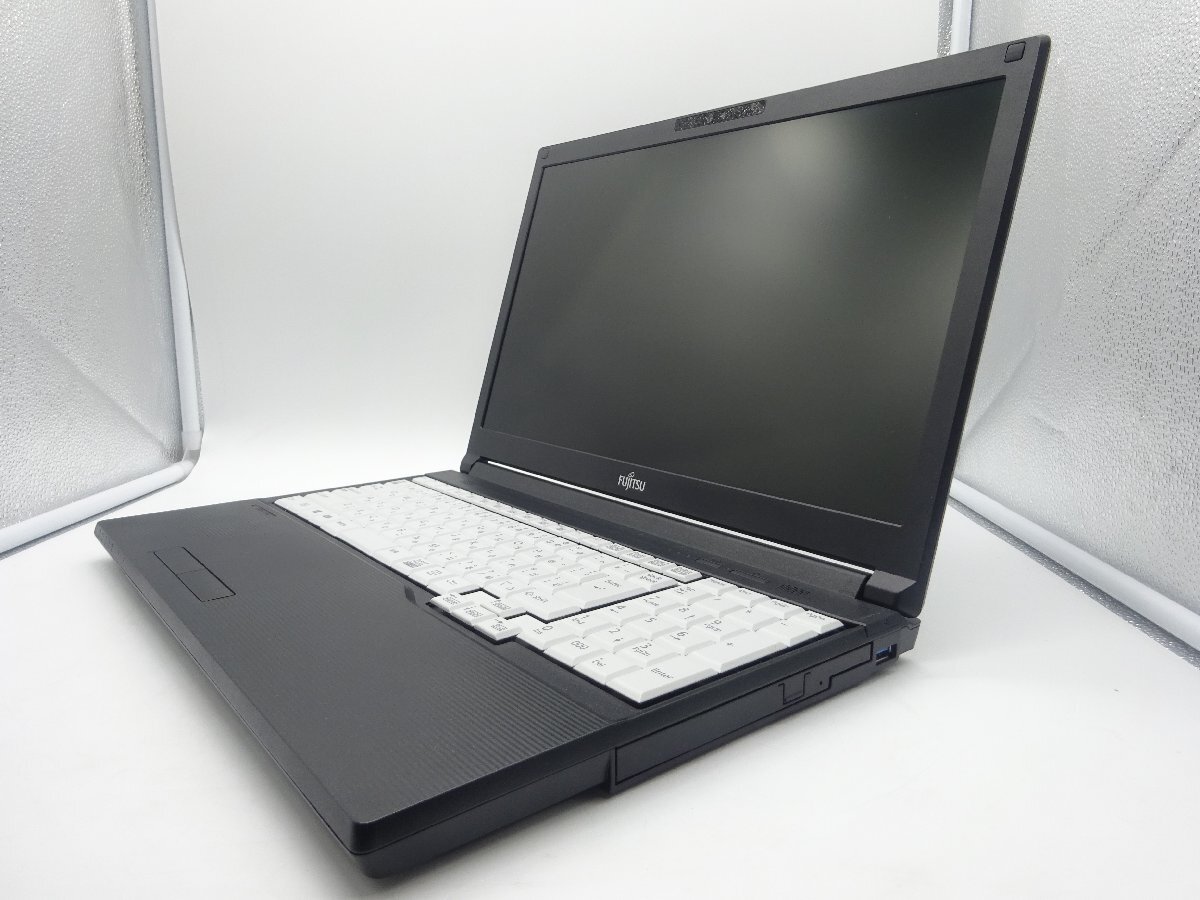 FUJITSU LIFEBOOK A579/B 第8世代CPU i5-8365U/メモリ4GB/SSD256GB/15インチ/無線LAN/Webカメラの画像1