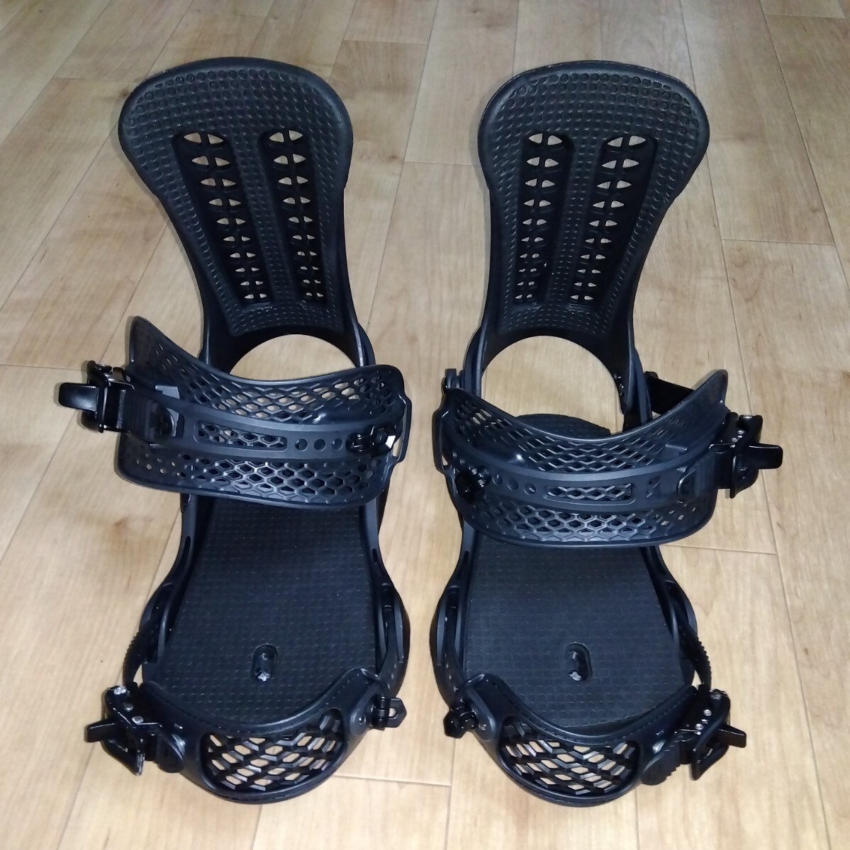 即決! 美品 UNION FORCE Mサイズ / FLUX SALOMON BURTON 即決! 美品 UNION FORCE Mサイズ / FLUX SALOMON BURTON