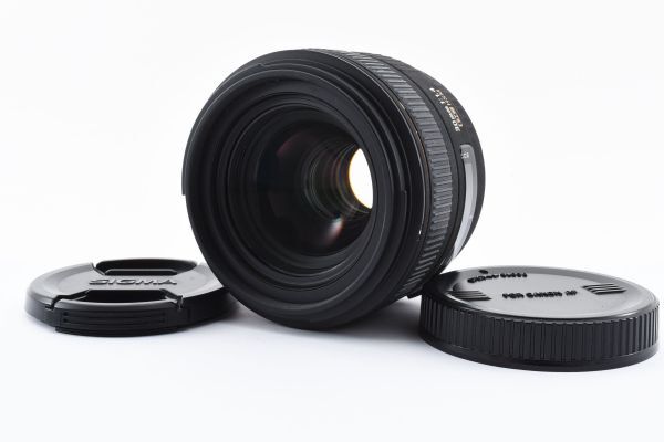完動美品 Sigma 30mm F1.4 EX DC AF Standard Lens 単焦点 標準 レンズ / シグマ キヤノン Canon EF Mount APS-C 明るくボケ味抜群 #4839の画像1