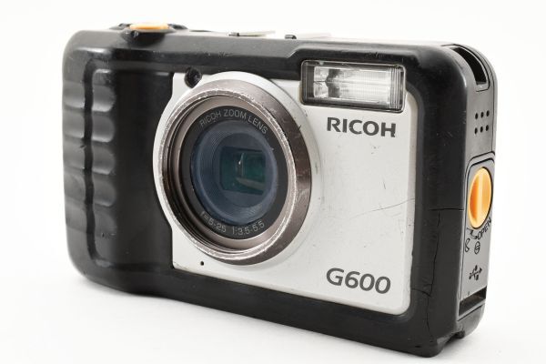 便利な単4電池4本で使用可能 RICOH G600 Compact Digital Camera コンパクトデジタルカメラ / リコー 防水 防塵 耐衝撃 実用向け #8515の画像2