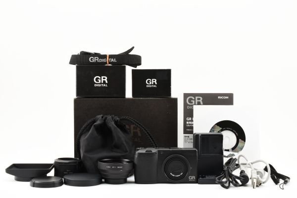 元箱付極美品 Ricoh GR Digital II + GT-1/GH-1 Compact Digital Camera コンパクトデジタルカメラ リコー 付属品おまけ付 動作良好 #8516_画像1