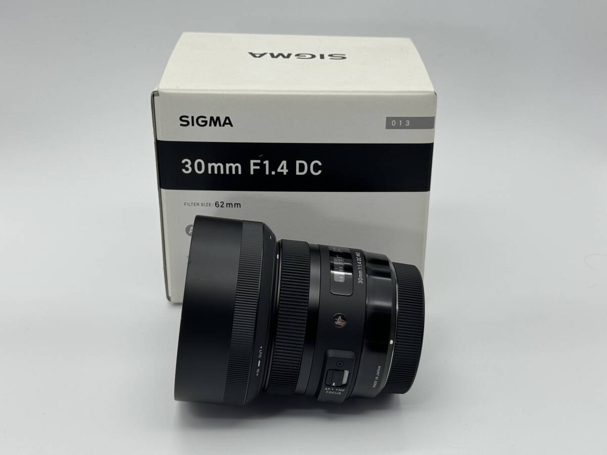 シグマ　★ 30mm F1.4 DC HSM Art キヤノンEFマウント★美品★おまけ付_画像1