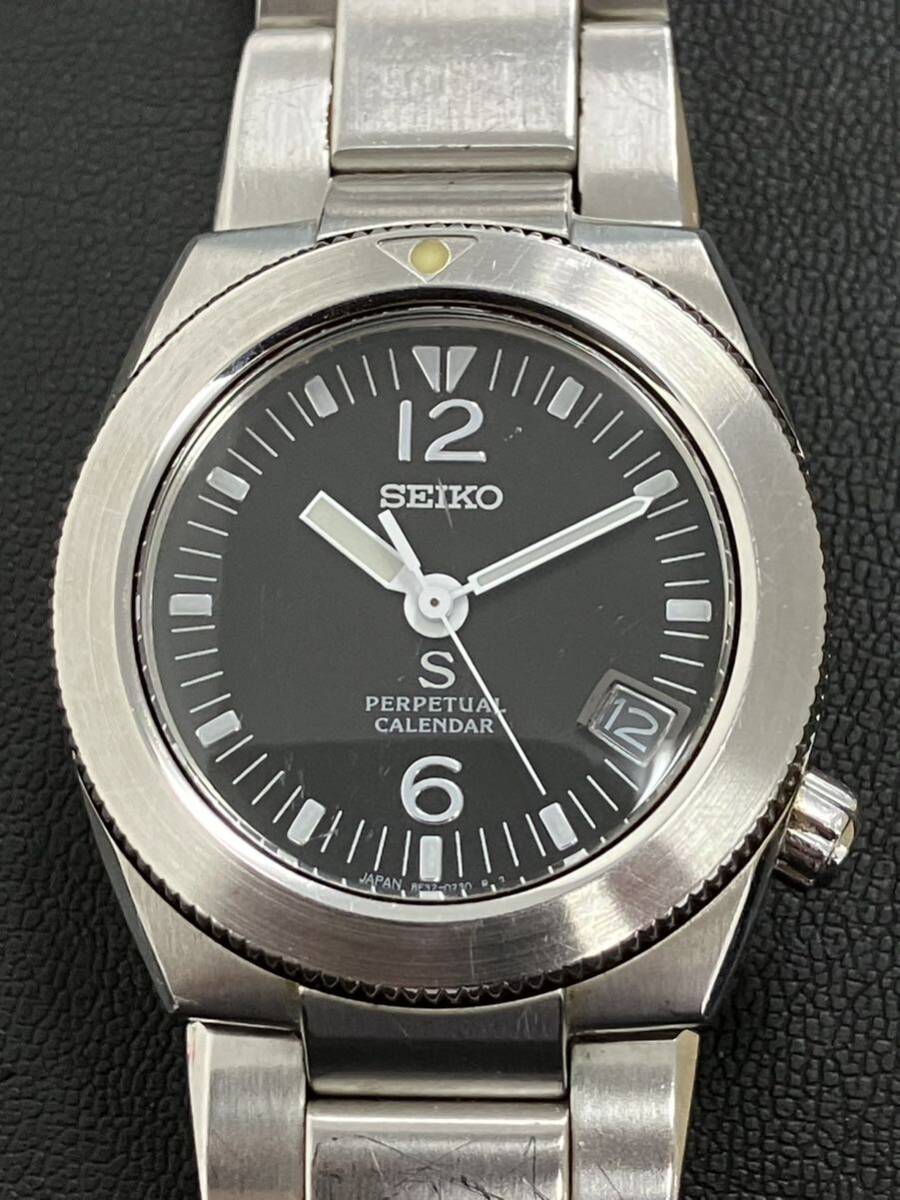SEIKO S PERPETUAL CALENDAR セイコー 腕時計 黒文字盤 8F32-021 ジャンク品_画像1