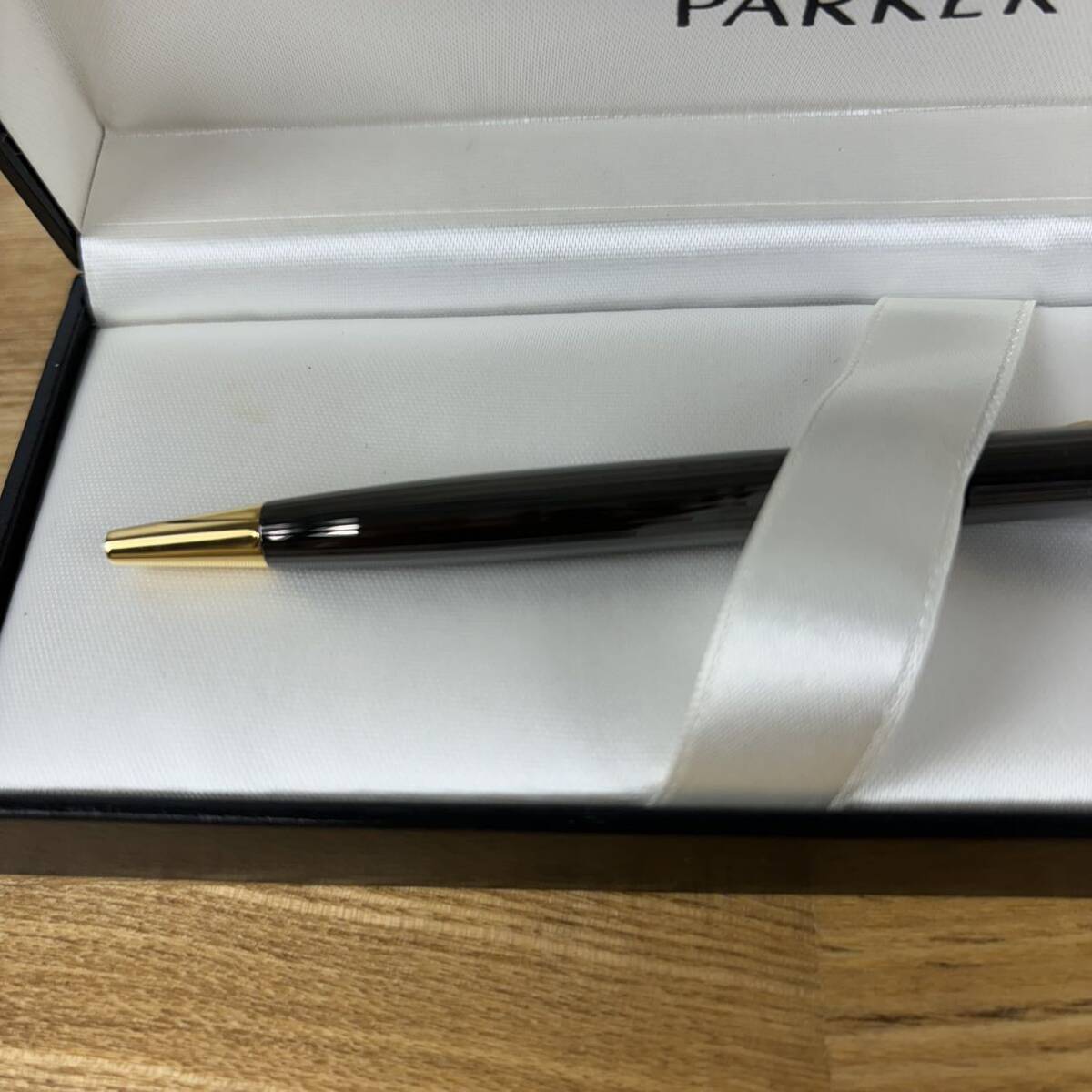 ec532 ボールペン PARKER 筆記用具 ブラック 筆記用具 箱入りスリムタイプ 文具 お洒落 大人 パーカー _画像3
