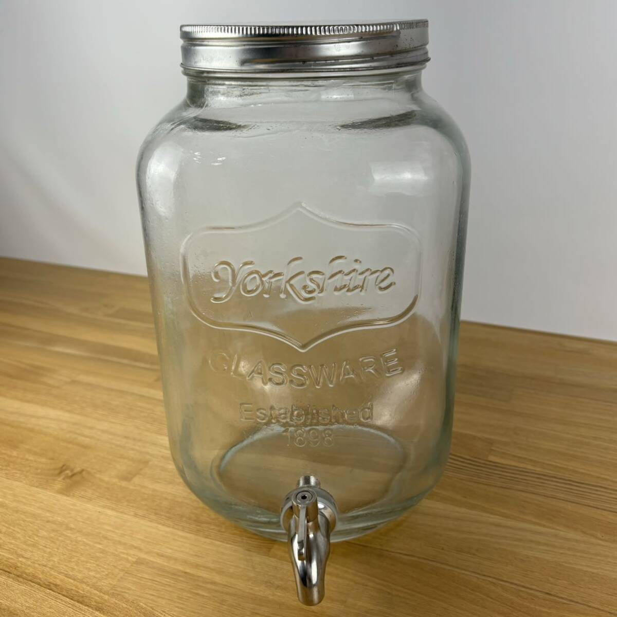 ec419 Yorkshire Mason Jar Drink Dispenserヨークシャーメイソンジャー ドリンクディスペンサーガラス瓶 アンティーク ガラス容器 1898年 _画像1