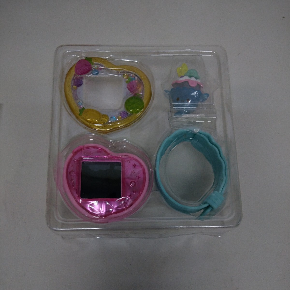 y042315h Bandai teli car s party Precure Heart kyua watch & Heartfull -tsu pendant cover special set 