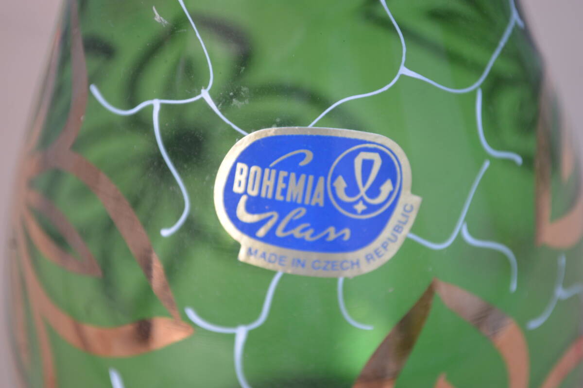 BOHEMIA 　ボヘミアガラス ガラス製花瓶 金縁 グリーン ゴールド 　フラワーベース 花柄 　クリスタルガラス　インテリア雑貨_画像3