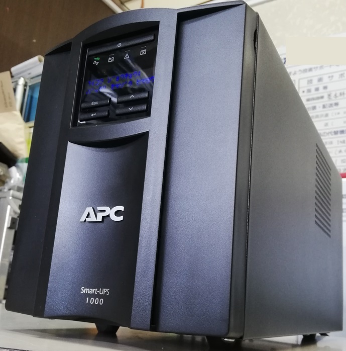 * electrification OK APC Smart-UPS SMT1000J LCD Uninterruptible Power Supply charge un- possible secondhand goods *