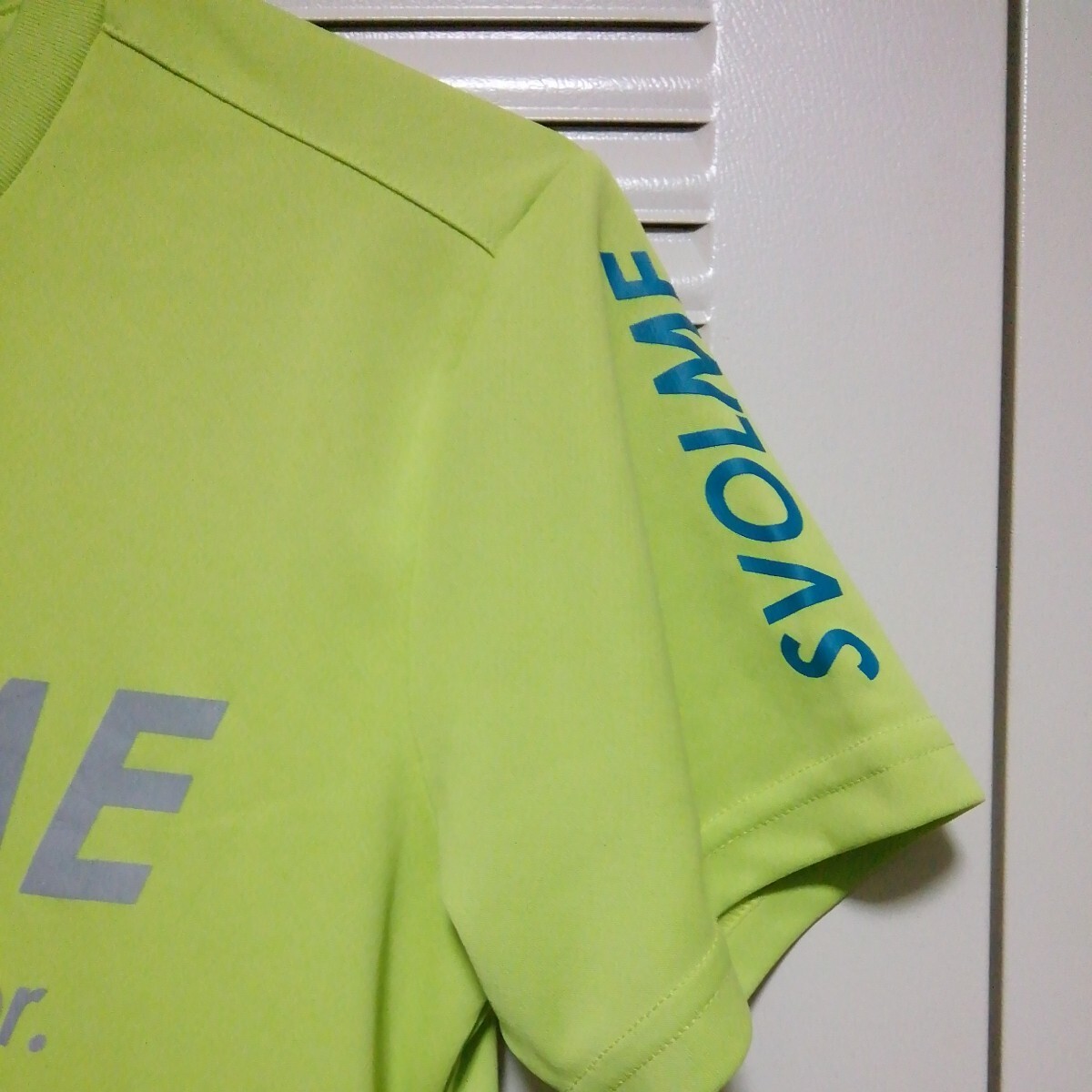★【古着】SVOLME(スボルメ)　半袖　Tシャツ　Sサイズ　身長162～168　緑(グリーン系)　_画像4