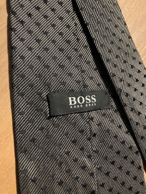 ヒューゴ ボス Hugo BOSS 黒系 シルクタイ 大谷翔平 氏 正式アンバサダー、イタリア製 美品の画像4