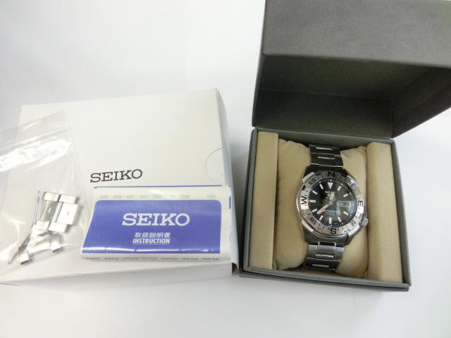 SEIKO セイコー 7S36-02P0 5スポーツ デイデイト 自動巻 裏スケ メンズ腕時計の画像1