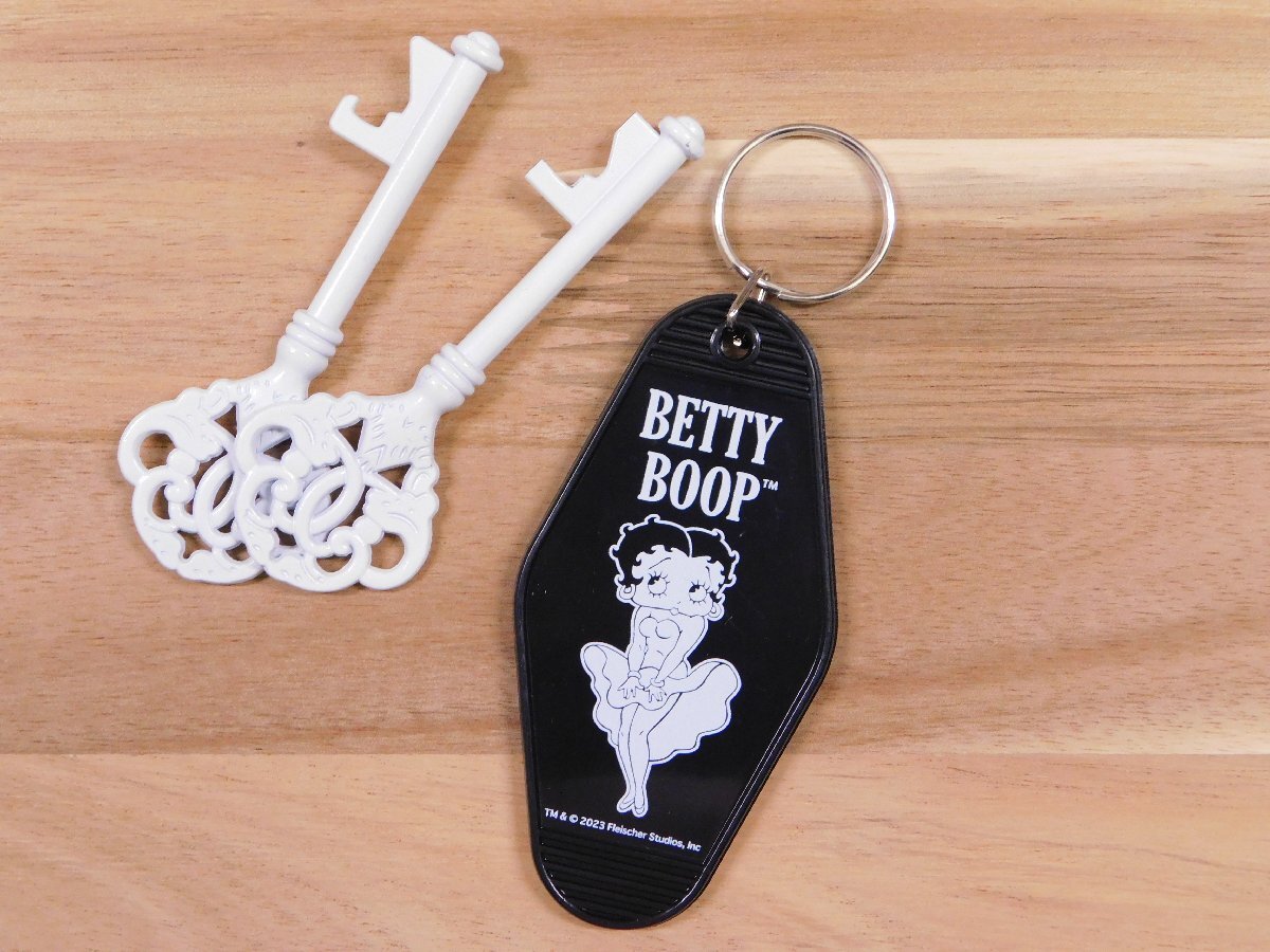 ◆送料\120◆【Betty Boop・ベティちゃん】※《ホテルキーリング・ブラック》 アメリカン雑貨　ホテルキーホルダー_画像1