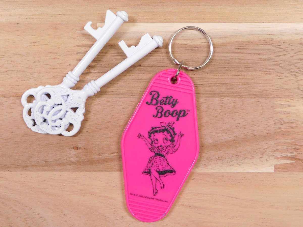 ◆送料\120◆【Betty Boop・ベティちゃん】※《ホテルキーリング・ピンク》　アメリカン雑貨　ホテルキーホルダー_画像1