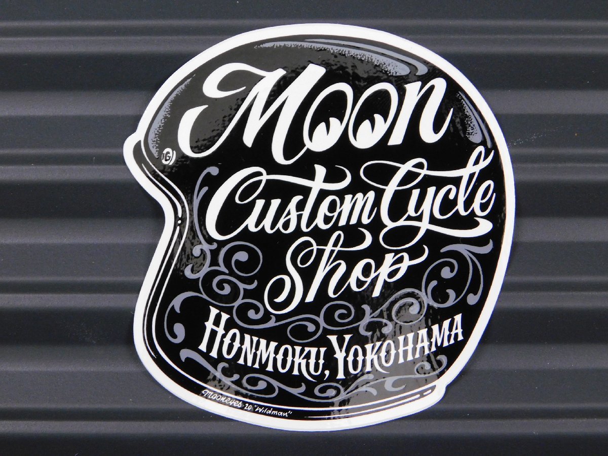 【MOONEYES・ムーンアイズ】※《 MOON Custom Cycle Shop・ヘルメットステッカー 》 (品番DM237)の画像1