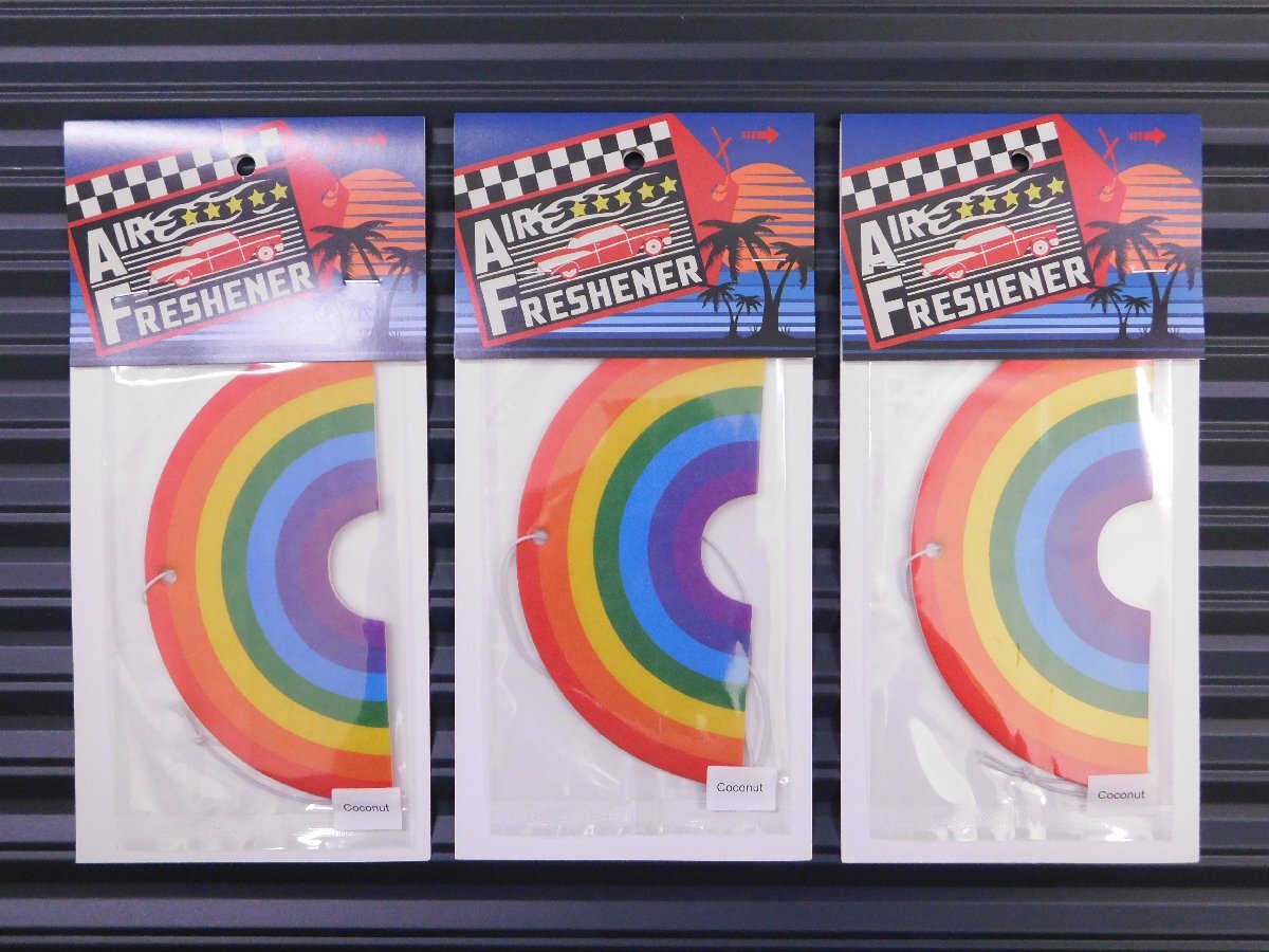 送料\140【Rainbow・レインボー】※《エアーフレッシュナー3枚・ココナッツ》　AIR FRESHENER　アメリカン_画像1