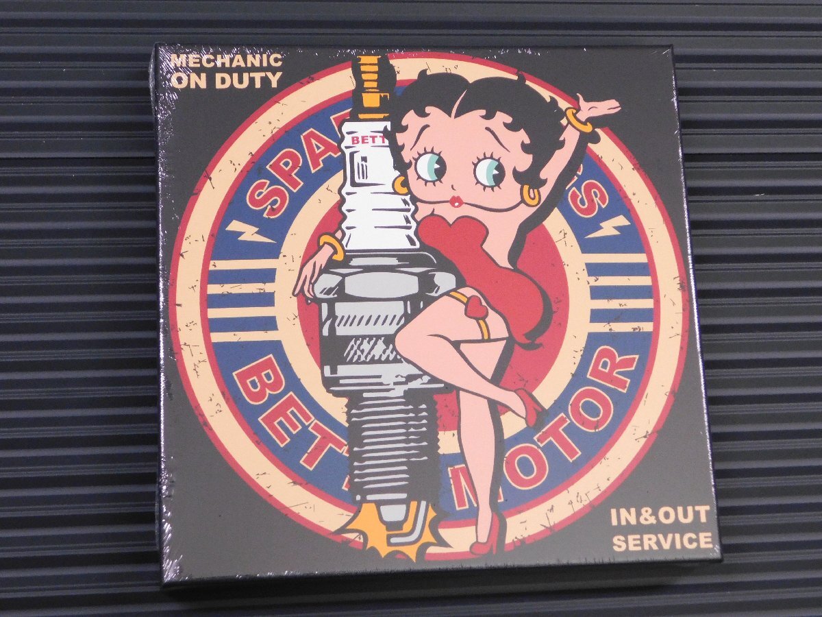 【Betty Boop・ベティちゃん】※《LED キャンバスライト／プラグ》 品番BETTY-PLUG　 300×300×40mm　アメリカン雑貨　ウォールアート_※写真はシュリンク包装されております。