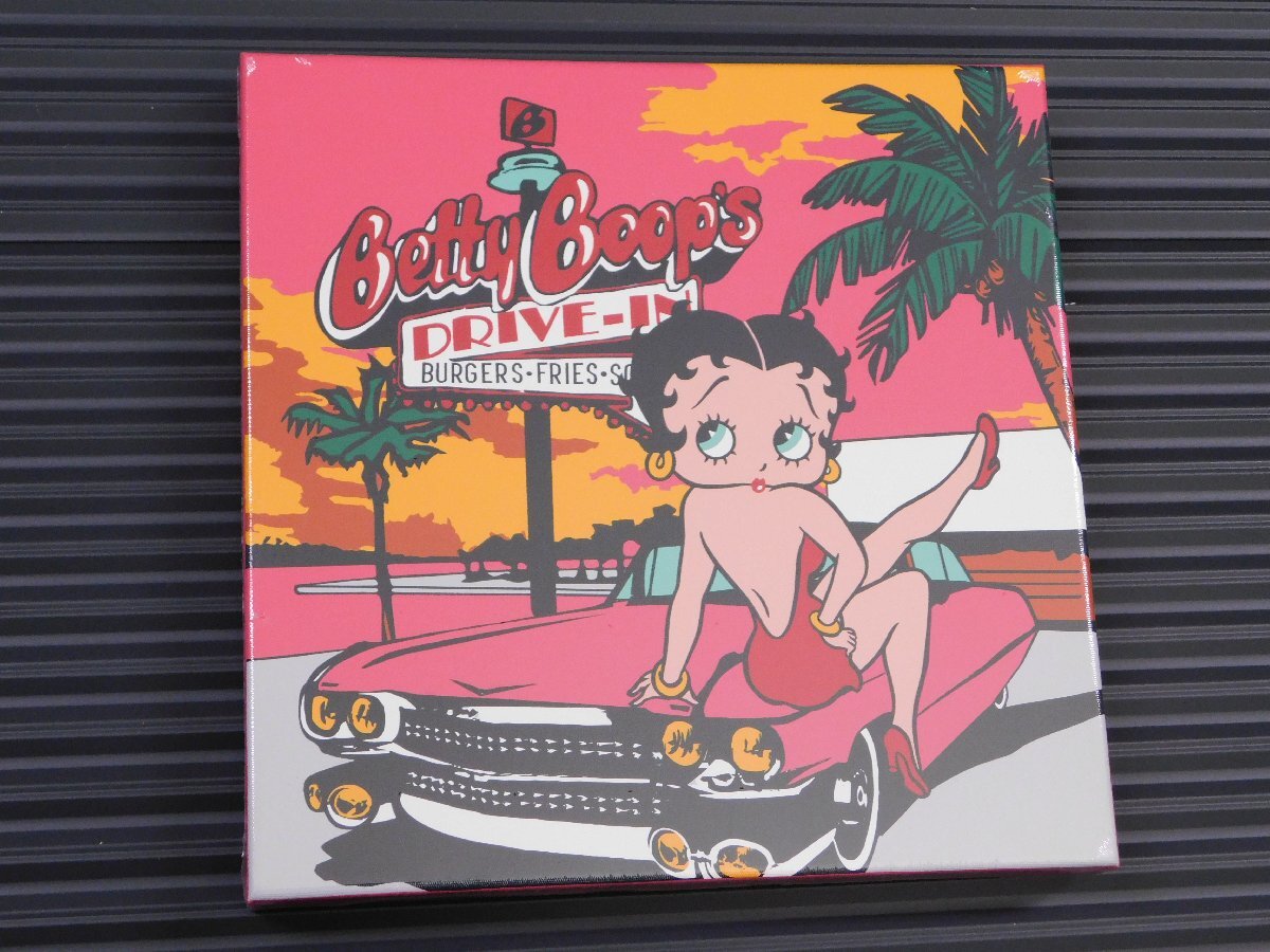 【Betty Boop・ベティちゃん】※《LED キャンバスライト／ドライブイン》 品番BETTY-DRIVE-IN　300×300×40mm　ウォールアート_※写真はシュリンク包装されております。