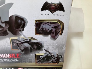  bat Mobil Batman VS Супермен версия metal литье под давлением шина оборудован, водительское сиденье открытие и закрытие gimik масса чувство 