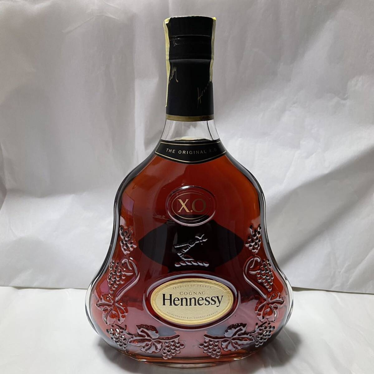 ●1円〜【フィルム破れ】Hennessy XO 黒キャップ クリア ヘネシー XO 黒キャップ クリア 700ml 40% フランス 洋酒 古酒 ブランデー_画像1