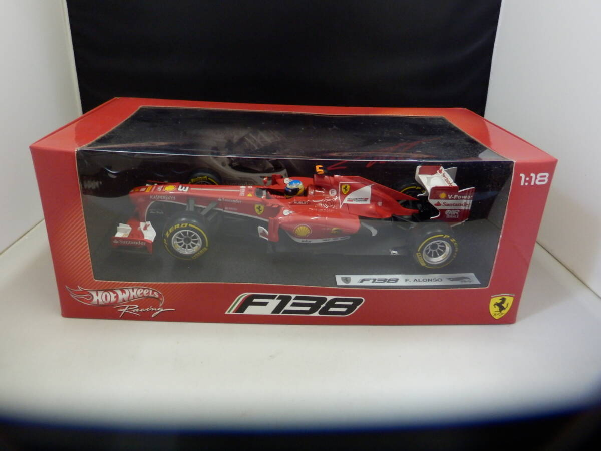 Hot WHeeLS Racing ホットウィール フェラーリ F-1 2013 F138 F.アロンソ(ドライバー付) [BCK14] 1/18 Ferrariの画像1