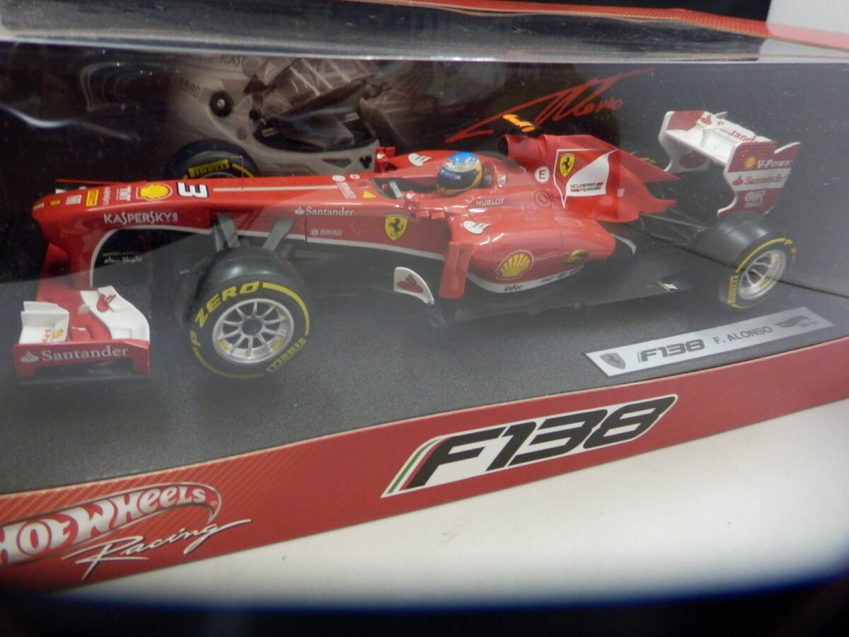 Hot WHeeLS Racing ホットウィール フェラーリ F-1 2013 F138 F.アロンソ(ドライバー付) [BCK14] 1/18 Ferrariの画像5